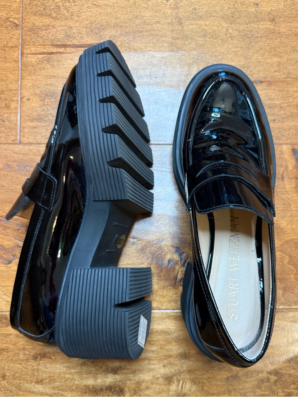 Stuart Weitzman Bedford Patent Lug Sole Loafers Black 9 NWOB